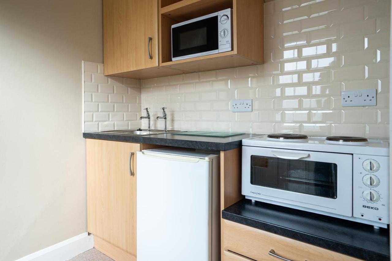 Belmore Court &