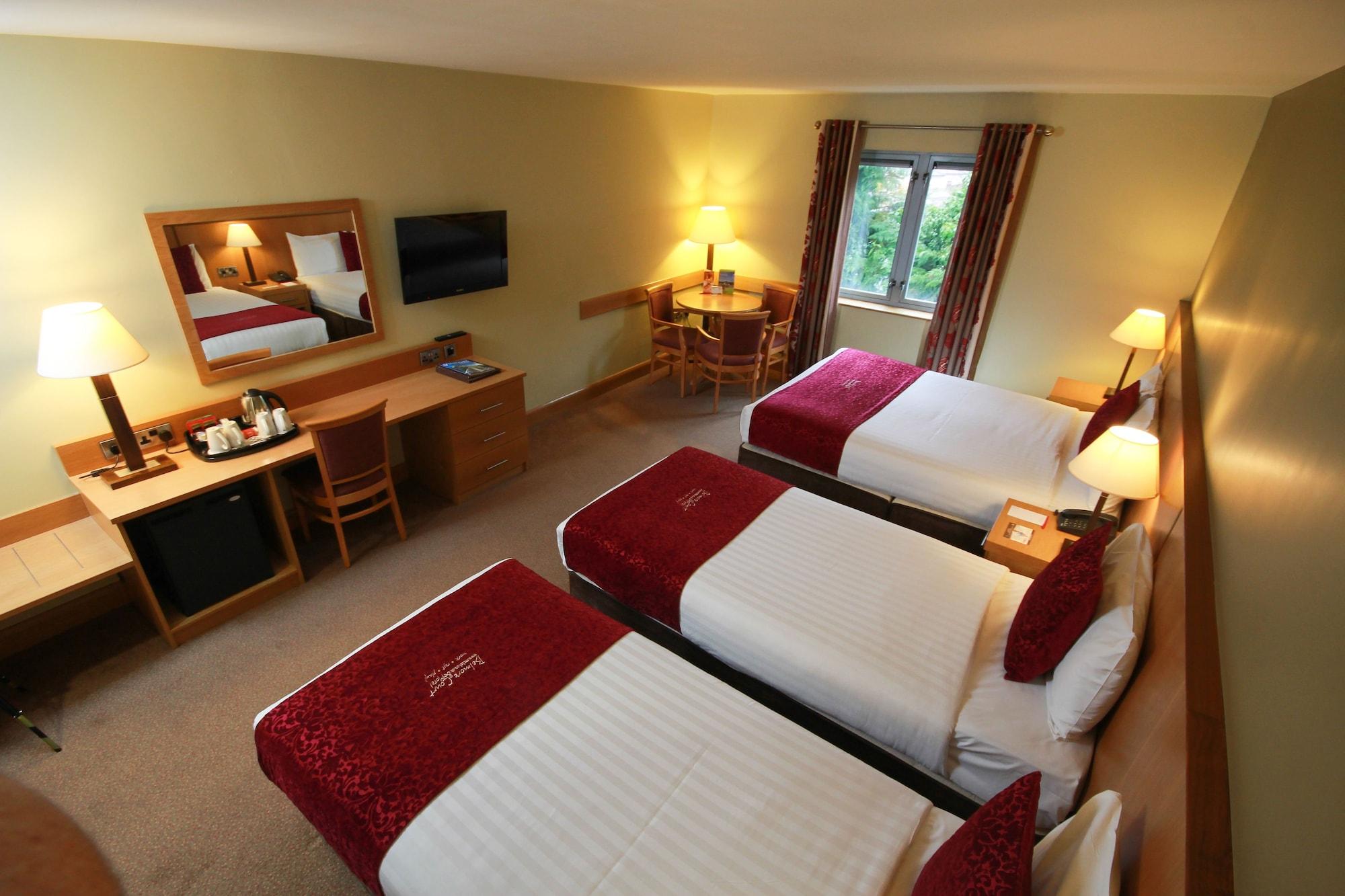 Belmore Court & 4* Эннискиллен